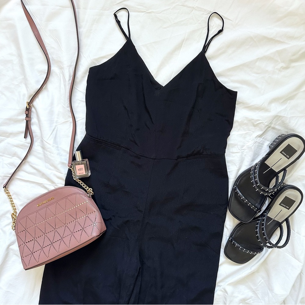 🌷*NWOT* Anthropologie The Essential Jumpsuit in Black